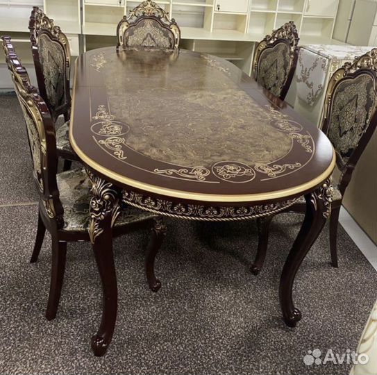 Столы и стулья
