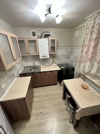 2-к. квартира, 47 м², 1/2 эт.