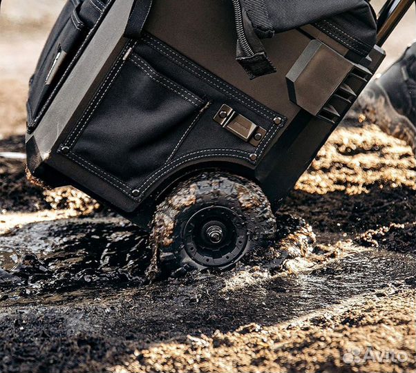 Ящик для инструмента на колесах