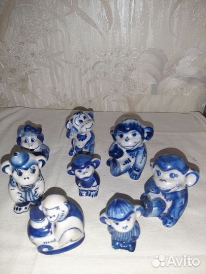 Гжельсие фигурки по гороскопу