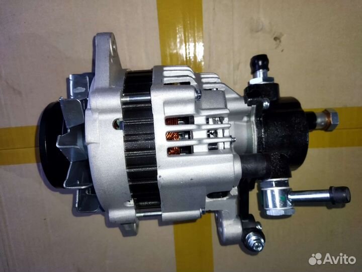 Генератор Mazda Bongo R2, RF 12V 70А Новый