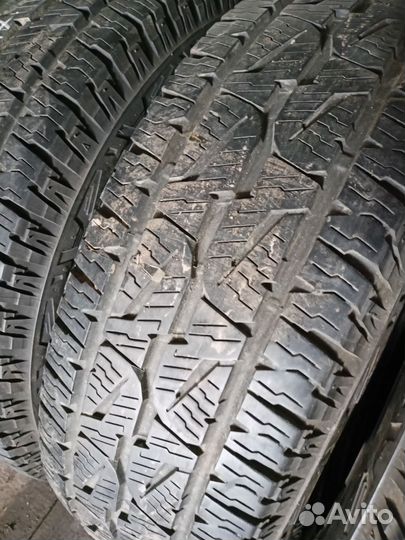 Bridgestone Dueler A/T 225/70 R16