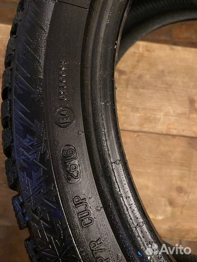 Continental IceContact 2 225/45 R17 94T