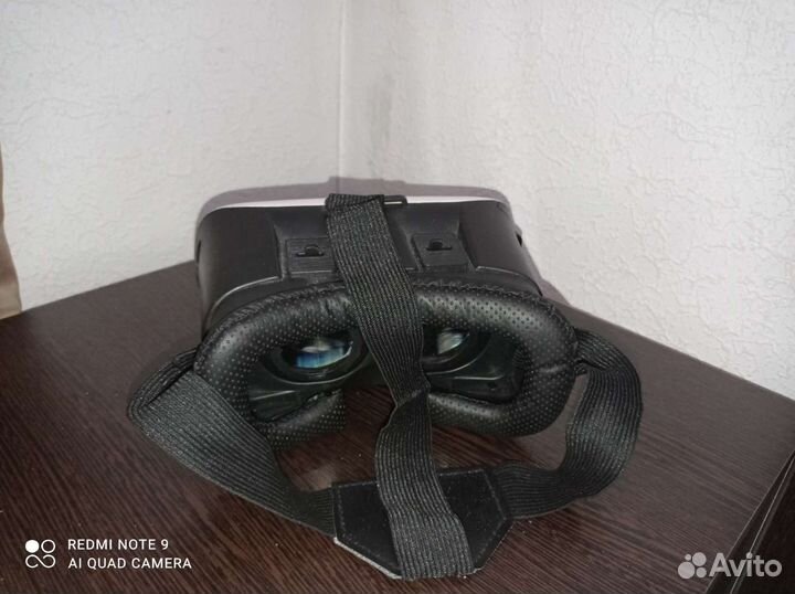 Очки виртуальной реальности для телефона