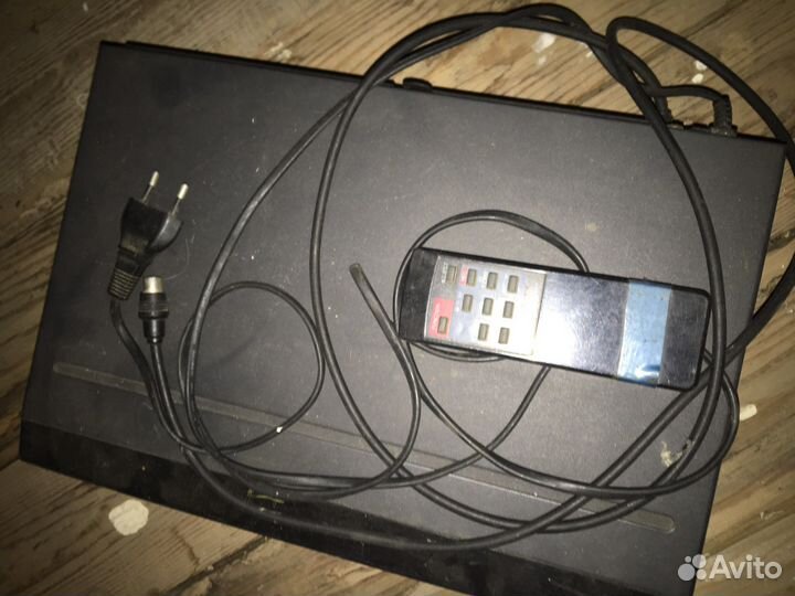 Видеомагнитофон