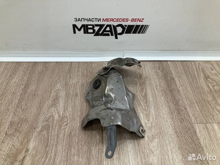 Экран тепловой турбины правый m276 W222 S 222