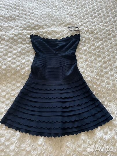 Бандажное женское платье размер S Herve Leger