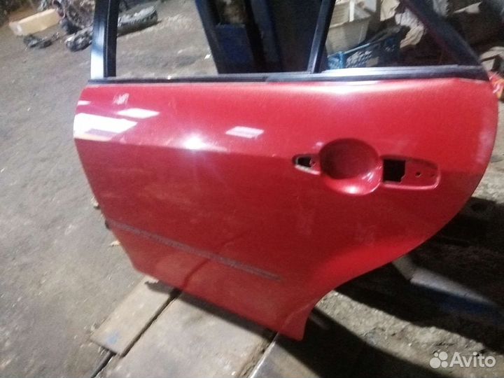 Дверь задняя левая Mazda 6 GG, седан, 2006г