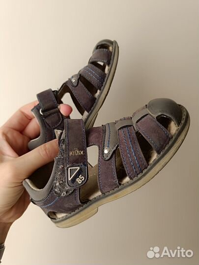 Сандалии доя мальчика 26р