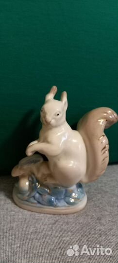Статуэтка белочка, Гжель СССР
