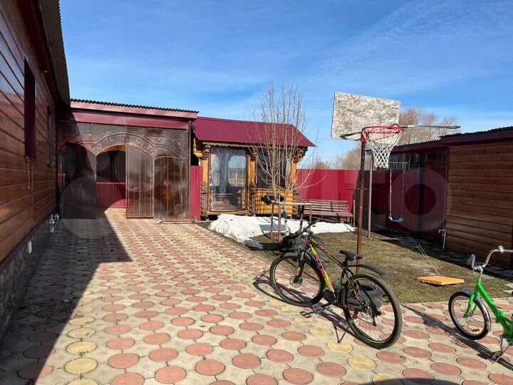 Дом 127 м² на участке 16 сот.