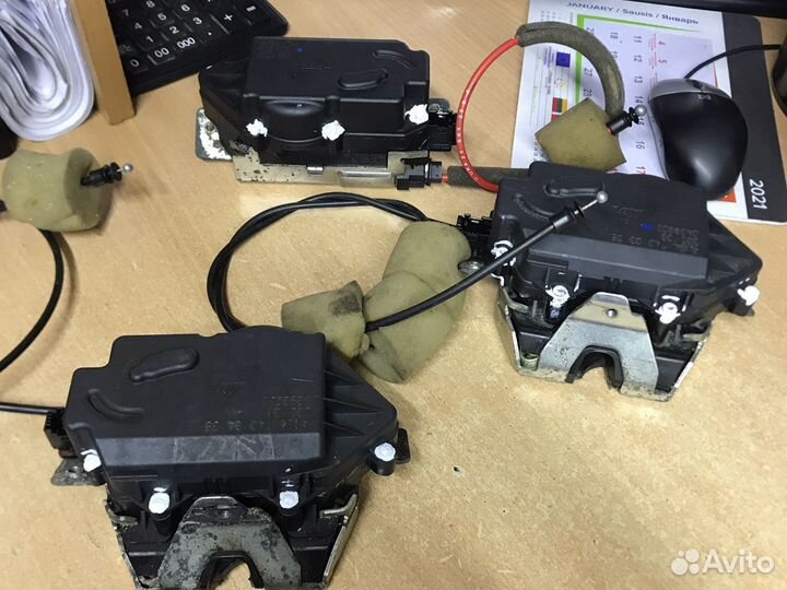 Мерседес w164 GL R-class замок багажника