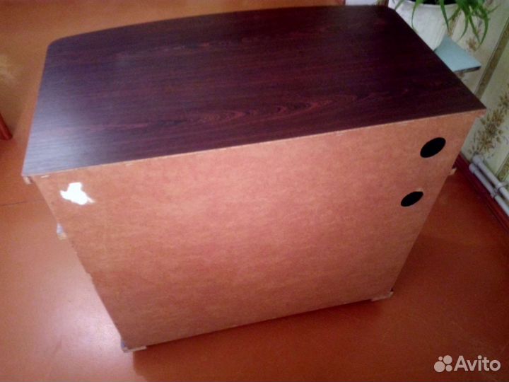 Тумба под телевизор