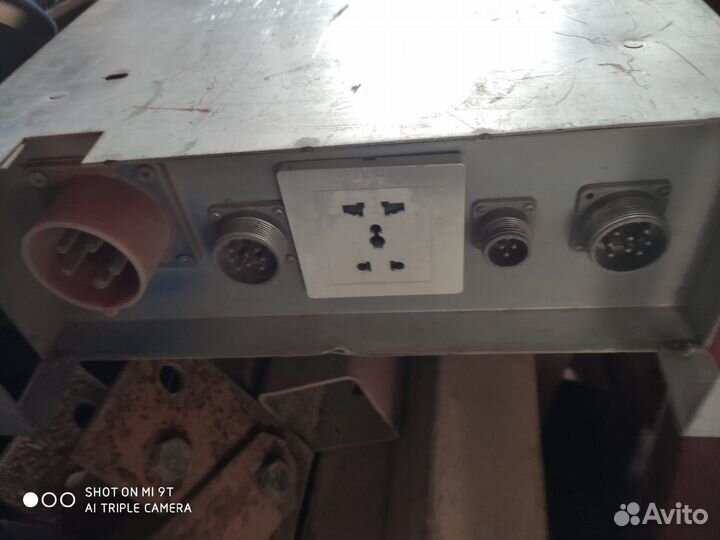 Щиток для подьемника ZLP 630