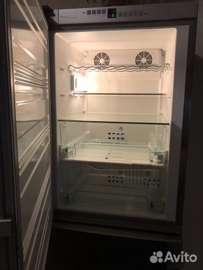 Холодильник Liebherr