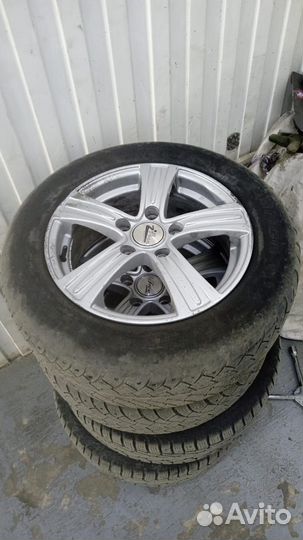 Продам колеса r15