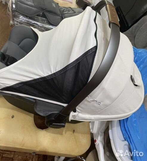 Автолюлька/ автокресло с изофикс Nuna pipa 0+