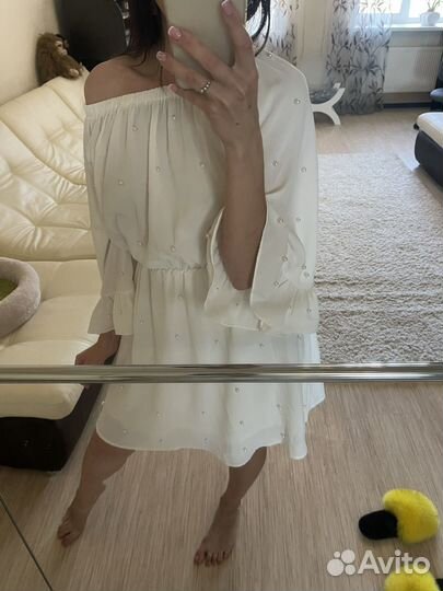 Платье белое