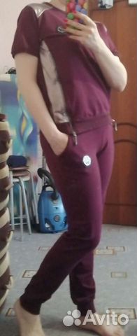 Спортивный костюм женский