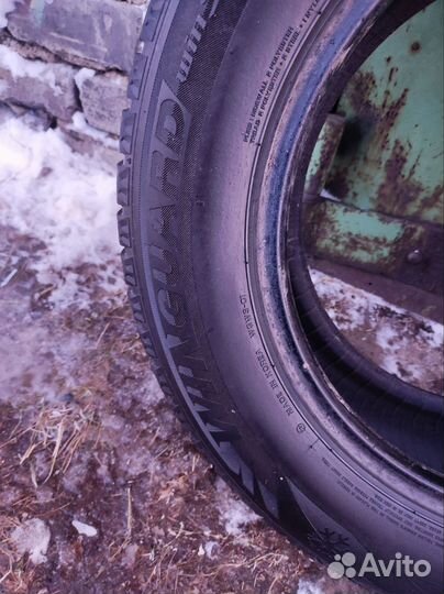 Roadstone Winguard WinSpike 215/65 R16 102T