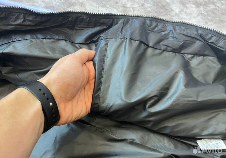 Легкие куртки Tommy Hilfinger эргономичные