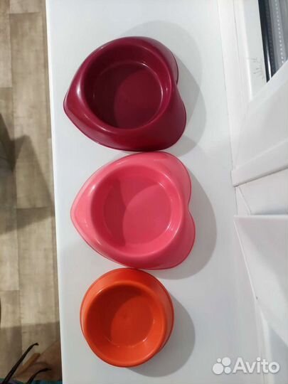 Миски для кошек + пуходерка