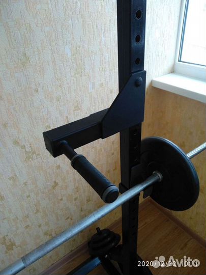 Стойка для штанги
