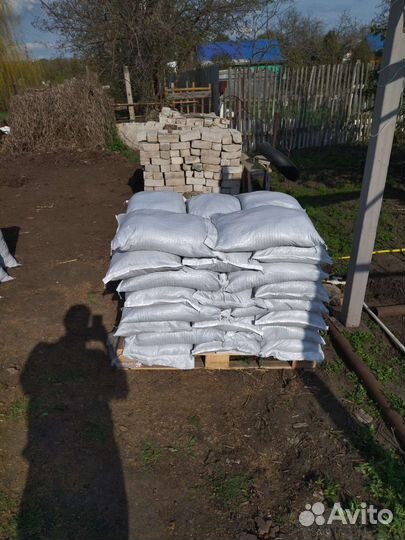 Грунт плодородный просеянный в мешкак