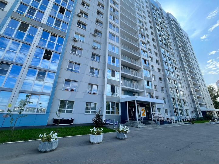 2-к. квартира, 61,3 м², 12/17 эт.