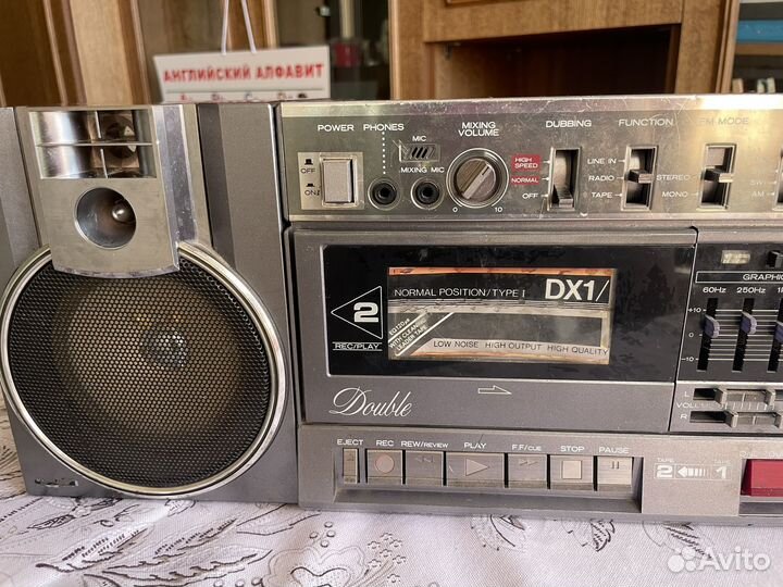 Магнитофон hitachi