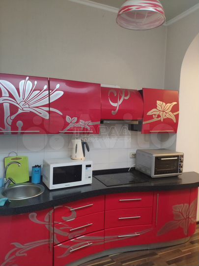 2-к. квартира, 77 м², 2/2 эт.