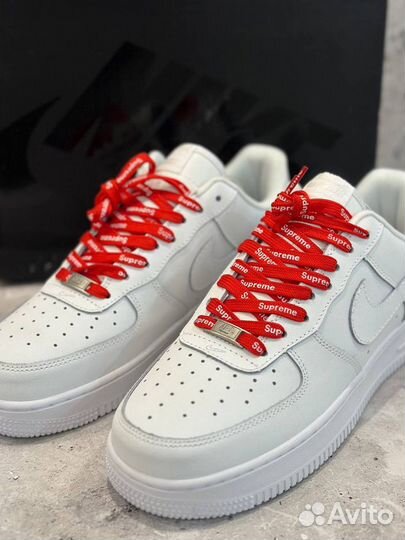 Nike Air Force 1 Supreme