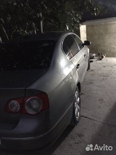 Капот на пассат б6