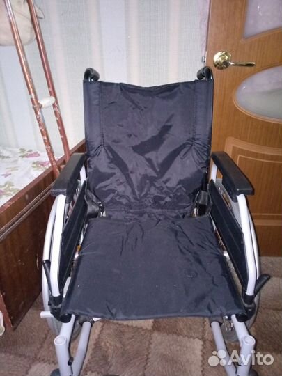 Инвалидная коляска новая