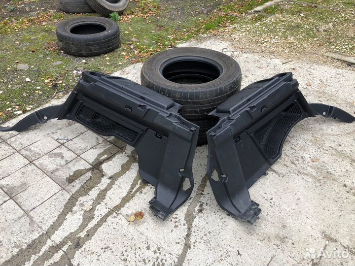 Обшивка багажника Land Rover Discovery III