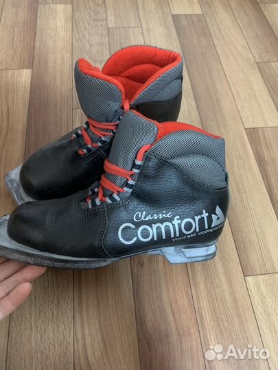 Лыжные ботинки