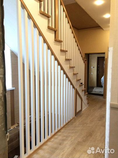 Лестница на металлокаркасе