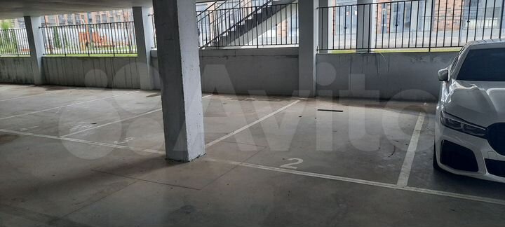Машиноместо, 14 м²