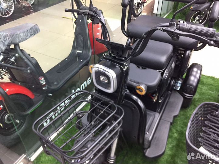 Электрический Трицикл 3х местный