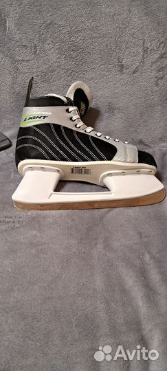 Коньки хоккейные 43 размер