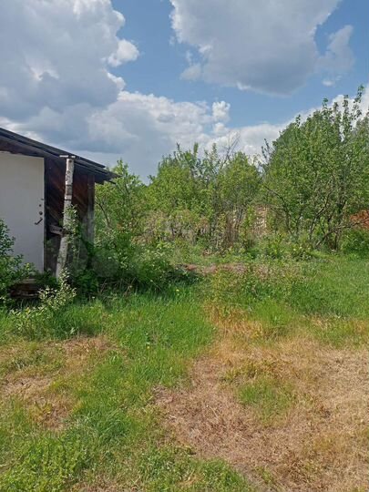 Дом 16 м² на участке 4 сот.