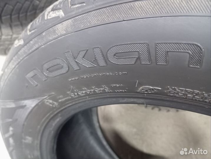 Nokian Tyres Hakkapeliitta R2 235/55 R17 103R