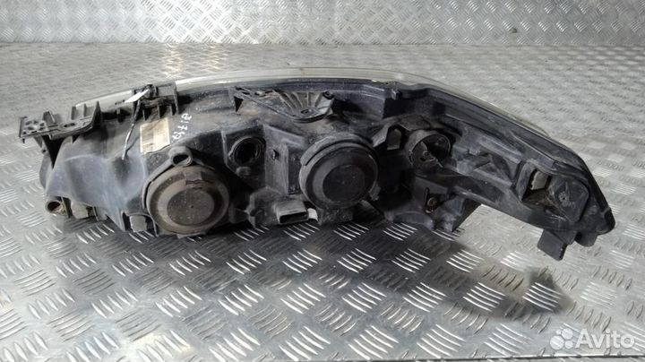 Фара правая 8200481197 Renault Laguna 2 Рестайлинг