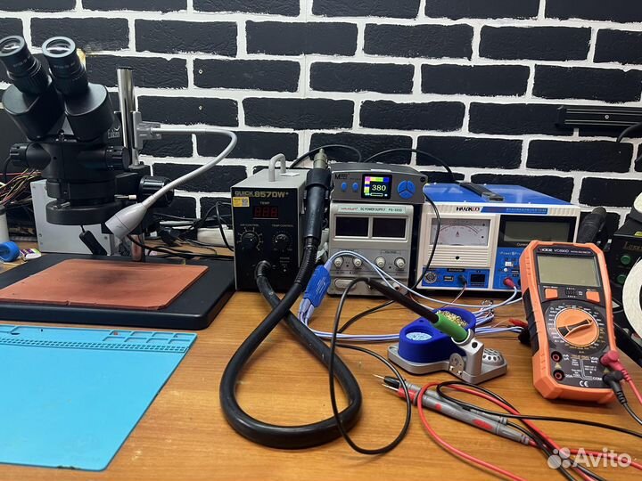 Ремонт iPhone / iPad / MacBook / iMac