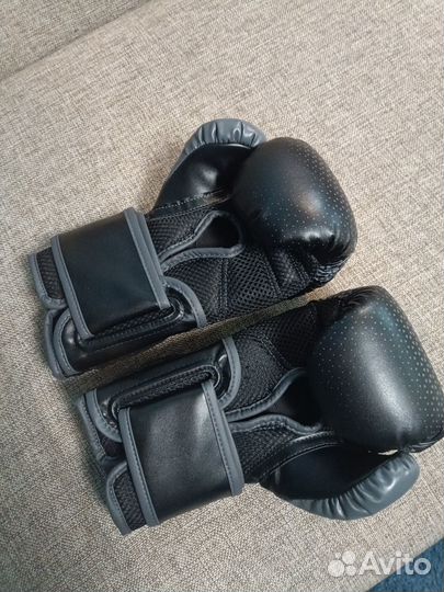 Боксерские перчатки детские 8 oz