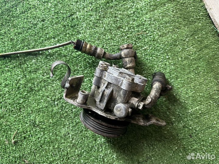 Насос Гур cg13de Nissan cube