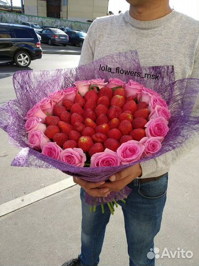 Ягодный букет с розами, Москва