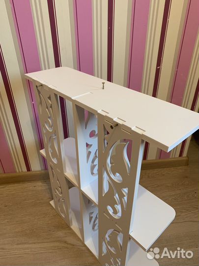 Полка резная