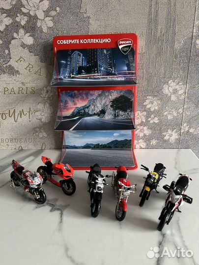 Полная коллекция Ducati от Shell+подставка