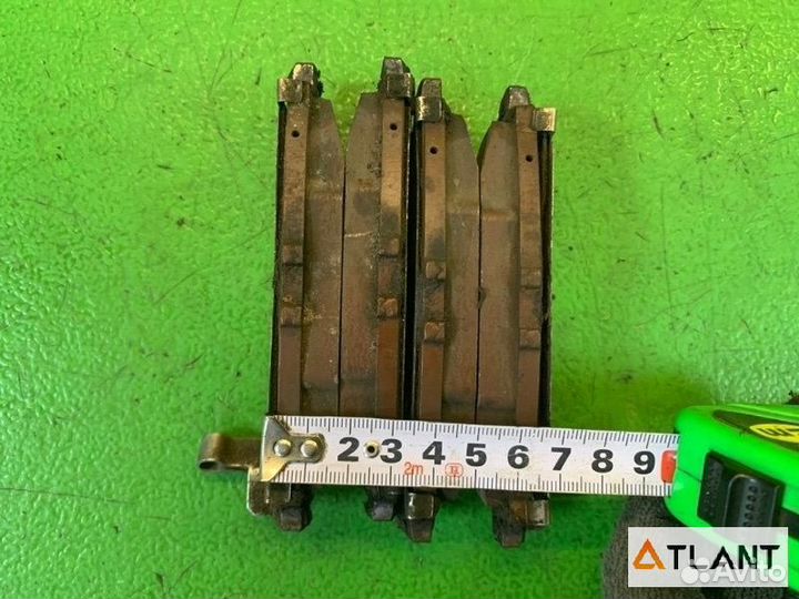 Тормозные колодки задний toyota grand hiace